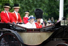 英国庆祝女王88岁官方生日